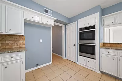 6715 Greenvale Lane, Houston, TX 77066 - Photo 12