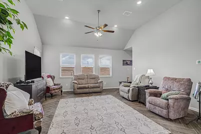1931 Middle Pass Lane, Angleton, TX 77515 - Photo 20