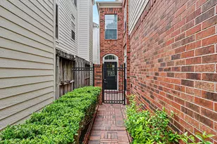 1507 Park St, Houston, TX 77019 - Photo 2