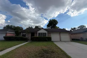11419 Sharpcrest St, Houston, TX 77072 - Photo 2