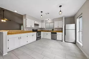 2311 Webster Ranch Rd, Friendswood, TX 77546 - Photo 8