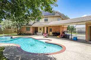 419 Oak Haven St, Baytown, TX 77520 - Photo 34