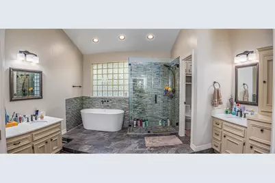 419 Oak Haven Street, Baytown, TX 77520 - Photo 24