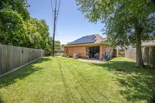 419 Oak Haven St, Baytown, TX 77520 - Photo 36