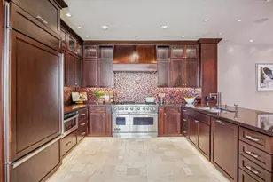 2102 Canongate Dr, Houston, TX 77056 - Photo 14