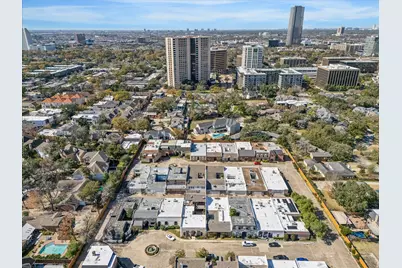 2102 Canongate Drive, Houston, TX 77056 - Photo 44