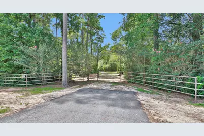 9445 Cr 415 E, Navasota, TX 77868 - Photo 46
