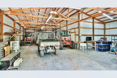 9445 Cr 415 E, Navasota, TX 77868 - Photo 38