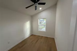 4218 T C Jester Blvd, Houston, TX 77018 - Photo 38