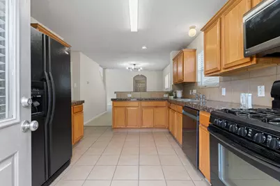 14502 Windmill Meadows Court, Houston, TX 77082 - Photo 32