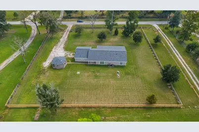 28081 Ivy Oaks Lane, Splendora, TX 77372 - Photo 2