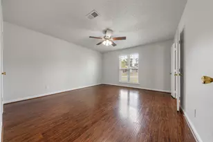 28081 Ivy Oaks Ln, Splendora, TX 77372 - Photo 8