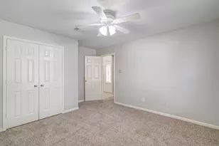 10434 Early Square Ct, Houston, TX 77070 - Photo 8
