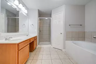 10434 Early Square Ct, Houston, TX 77070 - Photo 32