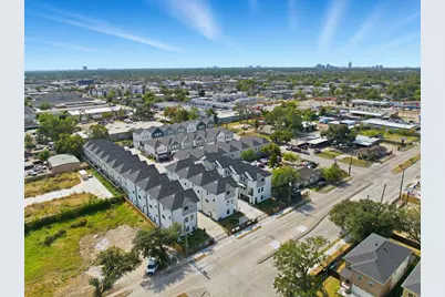 7723B Hammerly Boulevard, Houston, TX 77055 - Photo 30