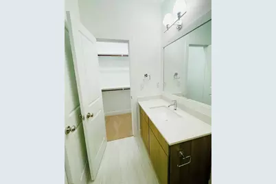 5855 Dolores Street, Houston, TX 77057 - Photo 16