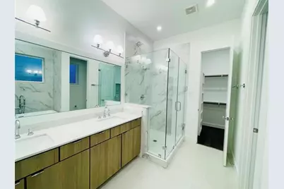 5855 Dolores Street, Houston, TX 77057 - Photo 8