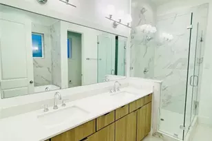 5855 Dolores St, Houston, TX 77057 - Photo 6
