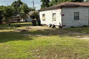 10034 Burnside Ln, Houston, TX 77041 - Photo 2