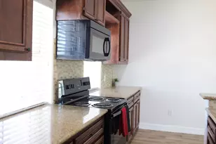 716 Kolb Rd, South Houston, TX 77587 - Photo 1