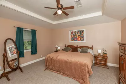 995 Strickland Street, Vidor, TX 77662 - Photo 18