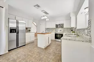 15131 Cranbourne Dr, Houston, TX 77062 - Photo 12