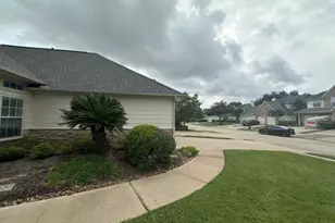 7203 Welshwood Ln, Sugar Land, TX 77479 - Photo 4