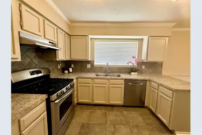 7646 Western Oak Lane, Houston, TX 77040 - Photo 18