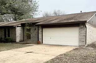 7646 Western Oak Ln, Houston, TX 77040 - Photo 2