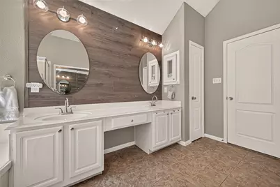 1123 Parkhaven Lane, Houston, TX 77077 - Photo 24