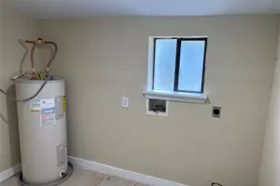 2216 59th St, Galveston, TX 77551 - Photo 32