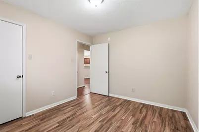 8227 Squires Place Drive, Houston, TX 77083 - Photo 30