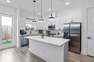 412 Neyland St, Houston, TX 77022 - Photo 16