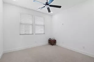 412 Neyland St, Houston, TX 77022 - Photo 36