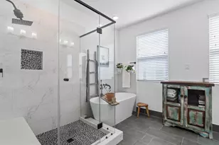 412 Neyland St, Houston, TX 77022 - Photo 32