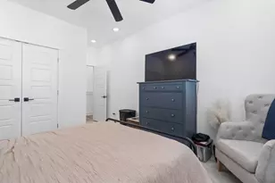 412 Neyland St, Houston, TX 77022 - Photo 40