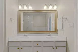 1002 Shepherd Oaks Dr, Houston, TX 77018 - Photo 34