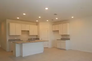 431 E Rose Marie Ln, Montgomery, TX 77356 - Photo 4