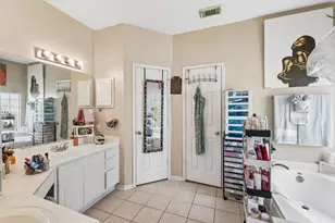 6230 Kristen Park Ln, Humble, TX 77346 - Photo 10