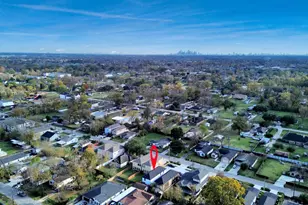 2310 Wavell St, Houston, TX 77088 - Photo 36