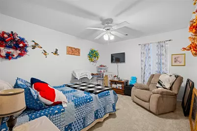 417 S Faires, Flatonia, TX 78941 - Photo 16