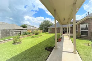 5242 Fountainbrook Ln, Sugar Land, TX 77479 - Photo 32