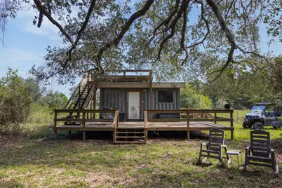 8189 Milton Road, Sealy, TX 77474 - Photo 14