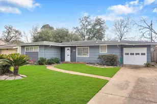 5321 Pagewood Ln, Houston, TX 77056 - Photo 1