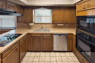 11639 Chuckson Dr, Houston, TX 77065 - Photo 32