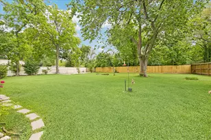 9222 Arledge St, Houston, TX 77075 - Photo 22