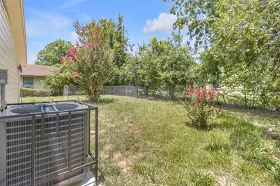 5815 Schevers Street #A-B, Houston, TX 77033 - Photo 22