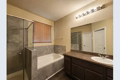 7447 Wheatley Gardens Drive, Houston, TX 77016 - Photo 8