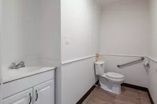 825 Fairmont Pkwy, Pasadena, TX 77504 - Photo 14