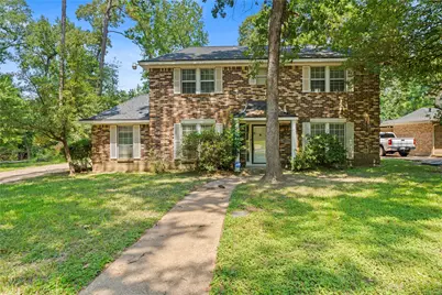 2108 Greentree Drive, Huntsville, TX 77340 - Photo 1